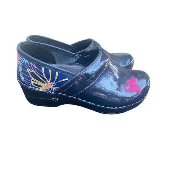 Sanita Womens Patent Leather Clogs EU 35 US 4 Navy Blue Butterfly Work Shoes - Picture 5 of 15